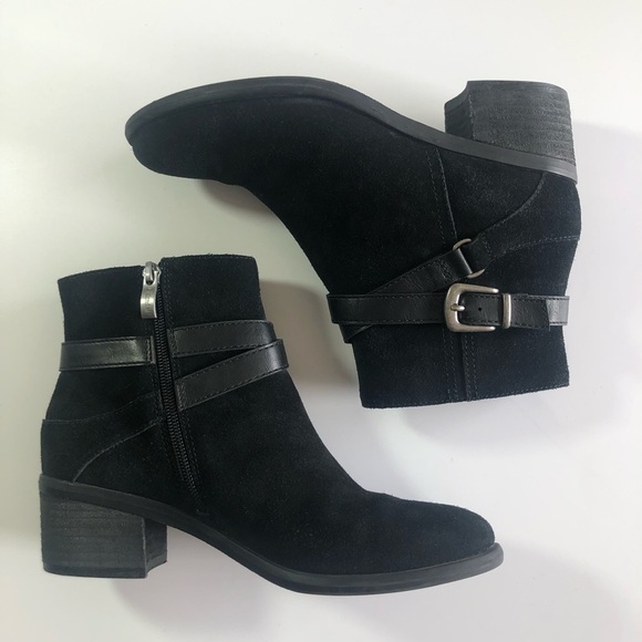 Bjorndal ‘Karla’ Suede Ankle Bootie - Picture 9 of 15